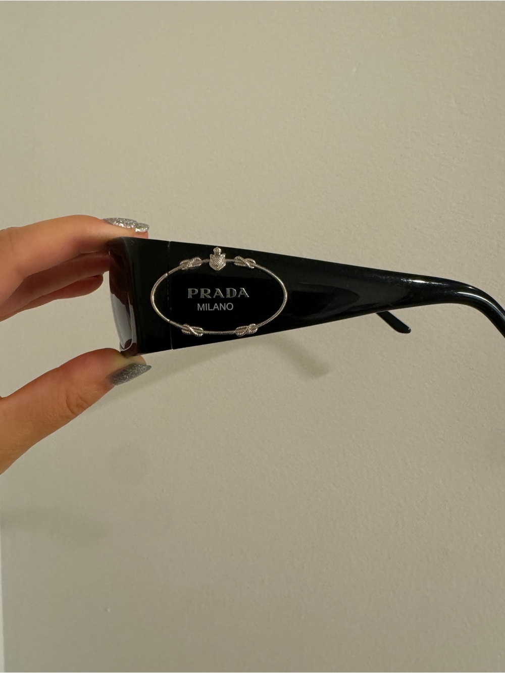 Prada Black Rectangular Logo Vintage Sunglasses with Gradient Lenses - Picture 2 of 7